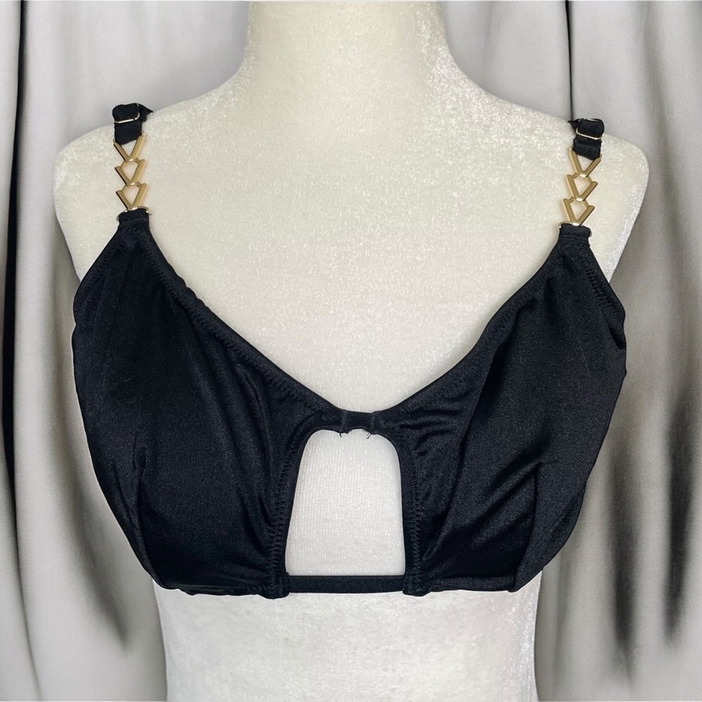 Victoria’s Secret Bikini Top Black Chain Strap Front Cut Out Cage Back Size XL